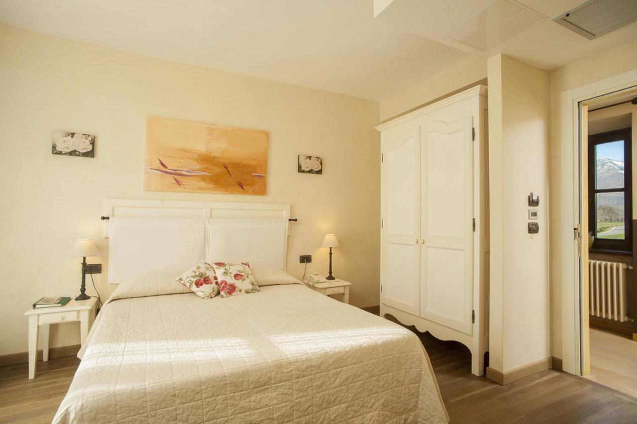 Relais Bella Rosina Pool & Spa La Cassa Room photo